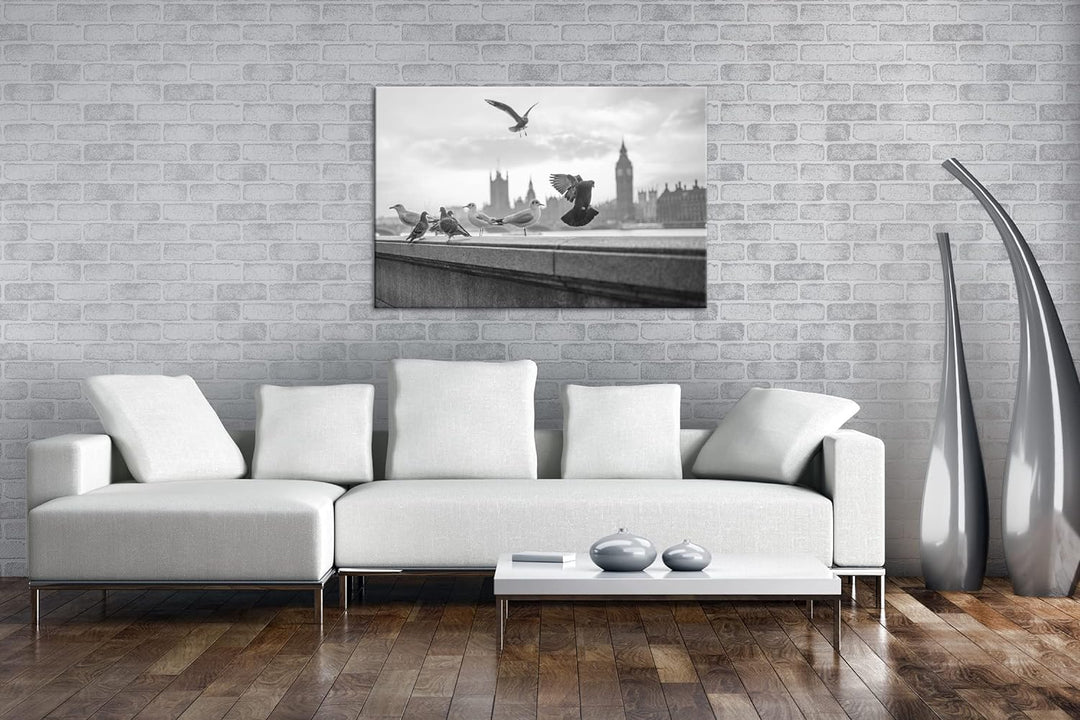 deyoli Tauben in London Format: 80x60 cm Effekt: Schwarz&amp;Weiss als Leinwandbild, Motiv fertig gerahm