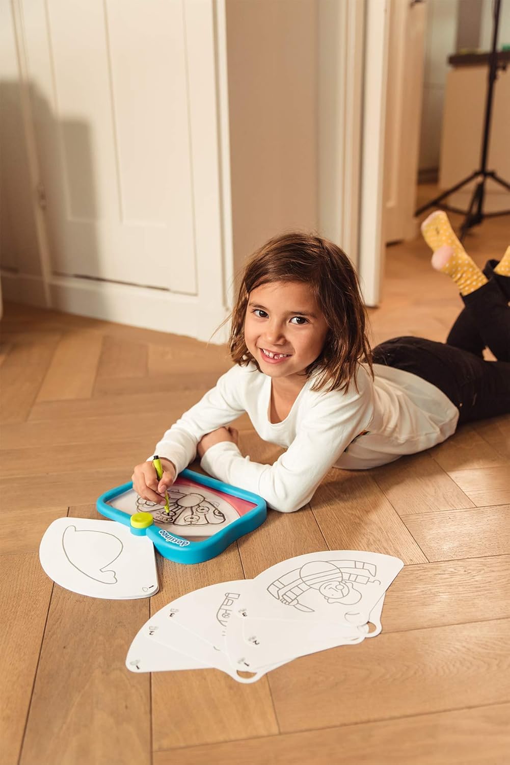 Jumbo Spiele Dessineo Doodle Kreativspielzeug - Lernspiel zum Malen und Zeichnen - für Kinder ab 4 J