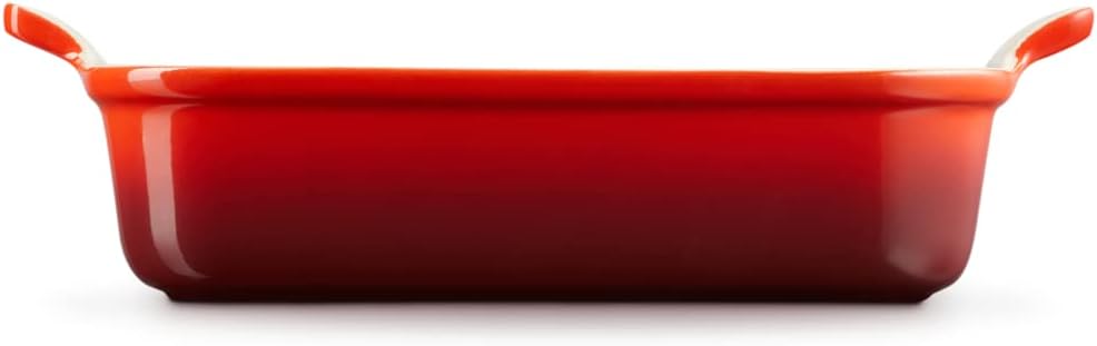 Le Creuset Rechteckige Auflaufform Tradition aus Steinzeug, 26 cm, 2.4 Liter, Kirschrot, 71102260600