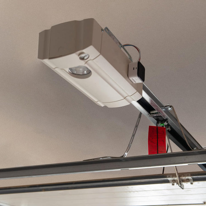 YALE 05/102300/BW Smart Opener for Garage Doors, Garage