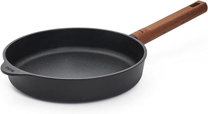 Woll Eco Logic QXR Guss-Flachpfanne - Induktiv -, Ø 24 cm, 5 cm hoch, mit festem nachhaltigem Holzst