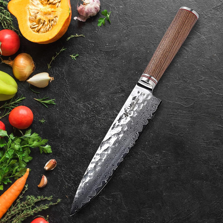 Wakoli Nussbaum Chefmesser mit 20 cm Klinge aus 67 Lagen Damaststahl mit VG10 Kern, Hammerschlag, Nu