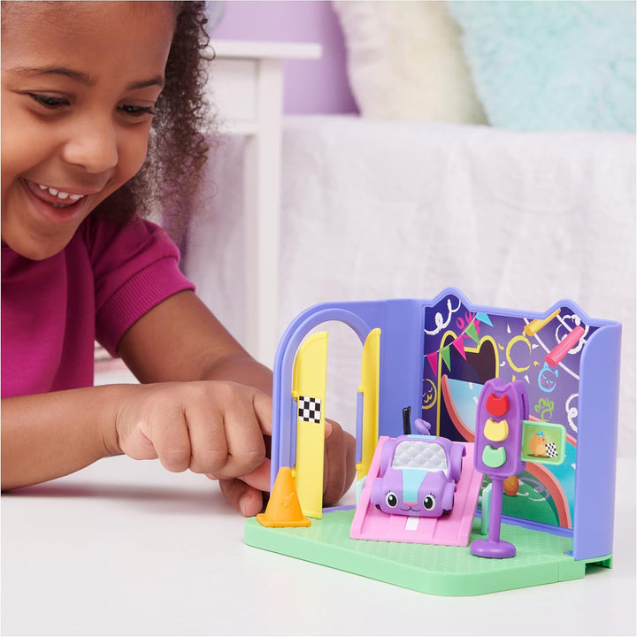 Gabby‘s Dollhouse Deluxe Raum, Sweet Dreams, Schlafzimmer mit Kuschelkatze &amp; Deluxe Raum, Purr-ific