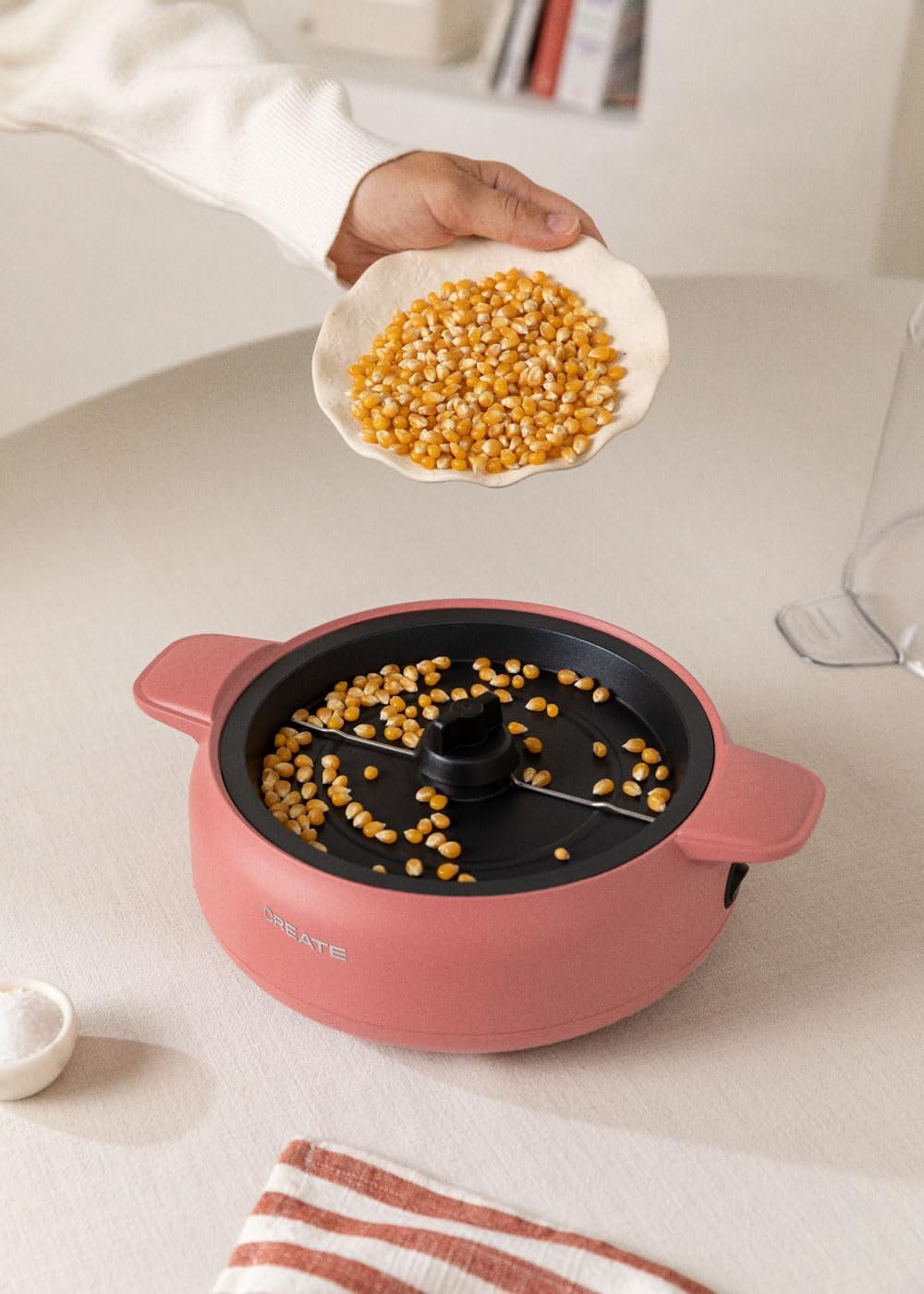 CREATE/POPCORN MAKER STUDIO/Popcornmaschine mit Butterschmelzer Terrakotta/einfache Bedienung, bis z