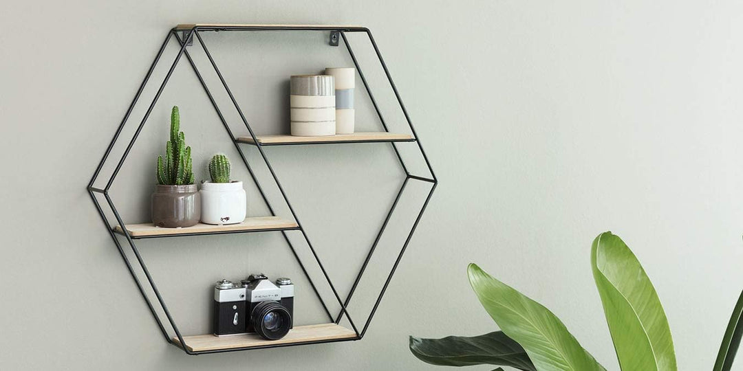 LIFA LIVING Hexagon Wandregal aus Metall & Holz mit 4 Böden, Schwarzes Schweberegal im Industrie Des