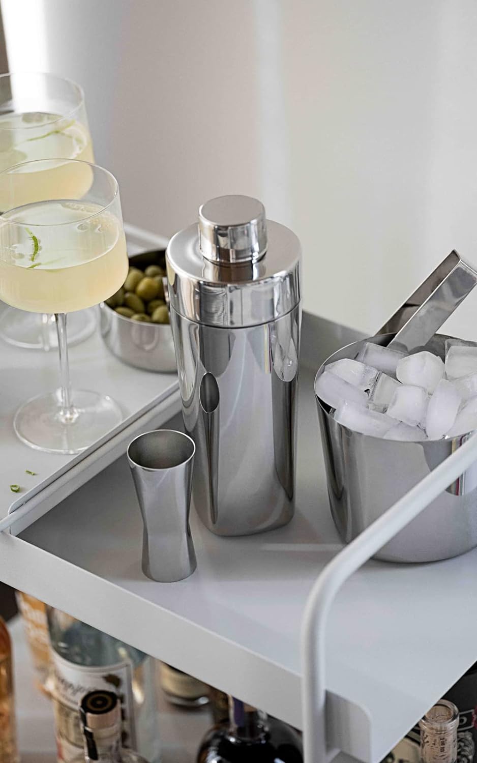 Zone Denmark Rocks Cocktail Shaker, Bar Shaker aus Edelstahl, Durchm. 8,8 cm, Höhe 23,8 cm, 700 ml,