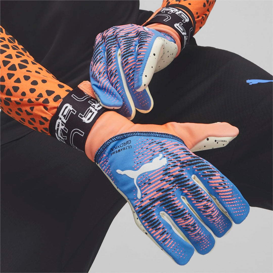 PUMA Ultra Ultimate 1 NC Torwarthandschuh hellblau / orange 9, hellblau / orange 9