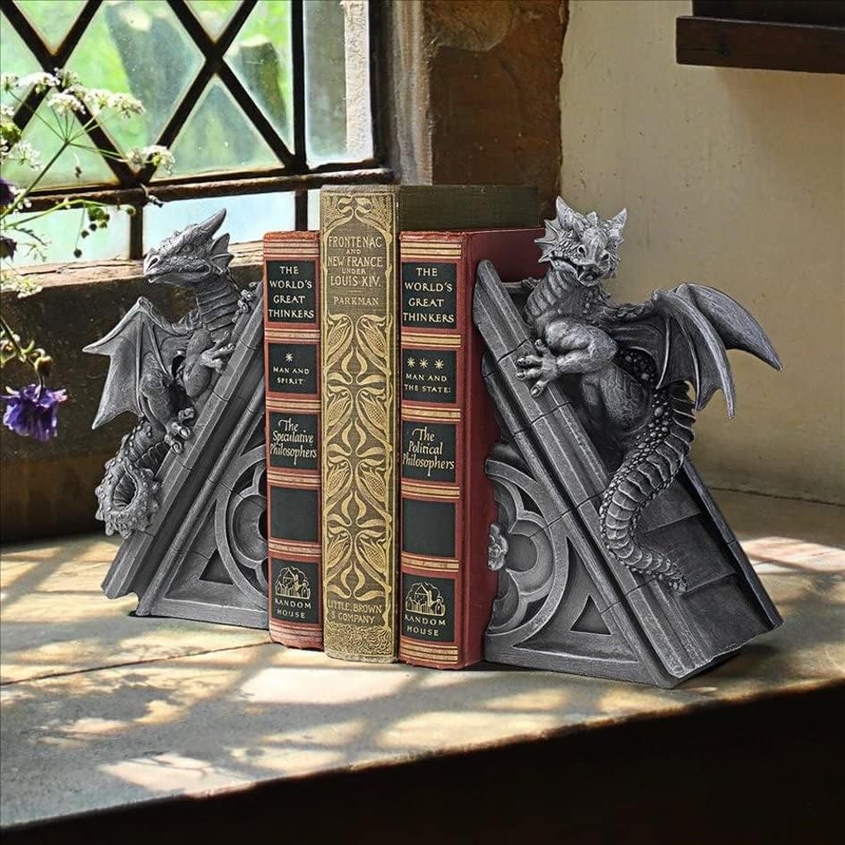Design Toscano Buchstütze in Form von gotischen Schlossdrachen, Masse: 12,5 x 4 x 20,5 cm Einzelbett
