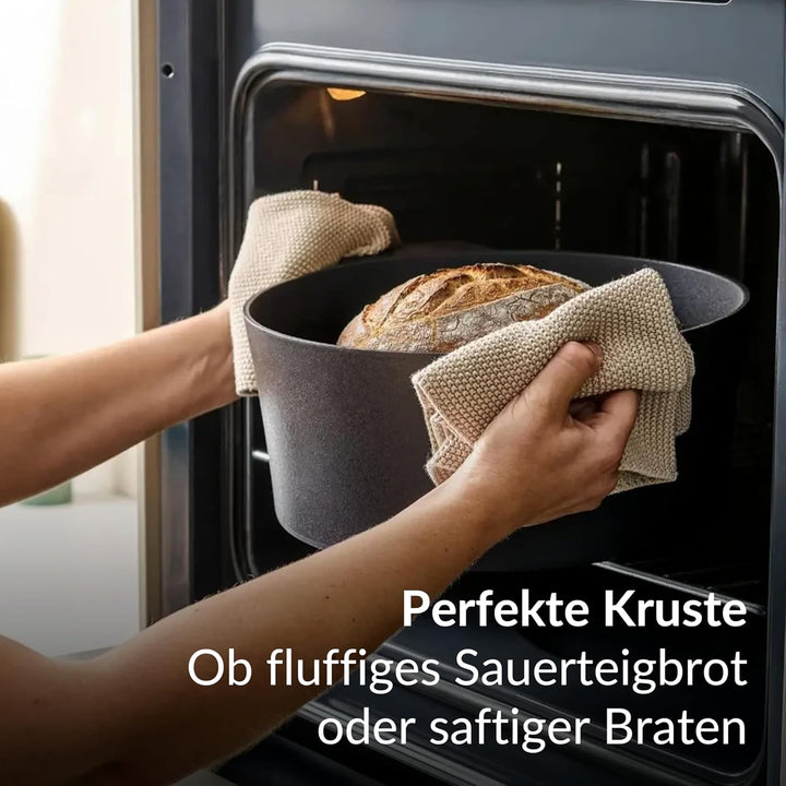 STUR Gusseisenbräter 28 cm – emaillierter Schmortopf aus Gusseisen mit 7 Litern Volumen + Deckel – G