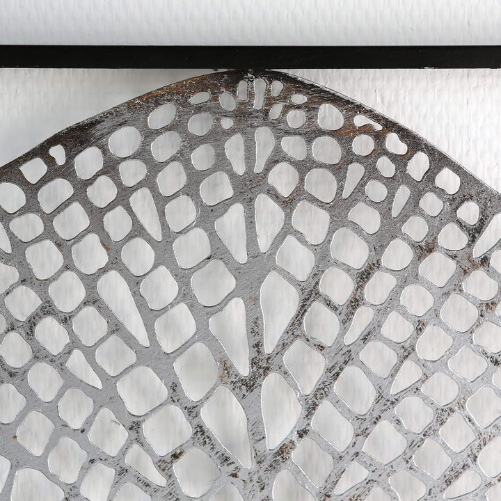 Casablanca - Wand-Deko Leaf aus Metall - antik Silber in dunkelbraunem Rahmen 1 silbernes Blatt