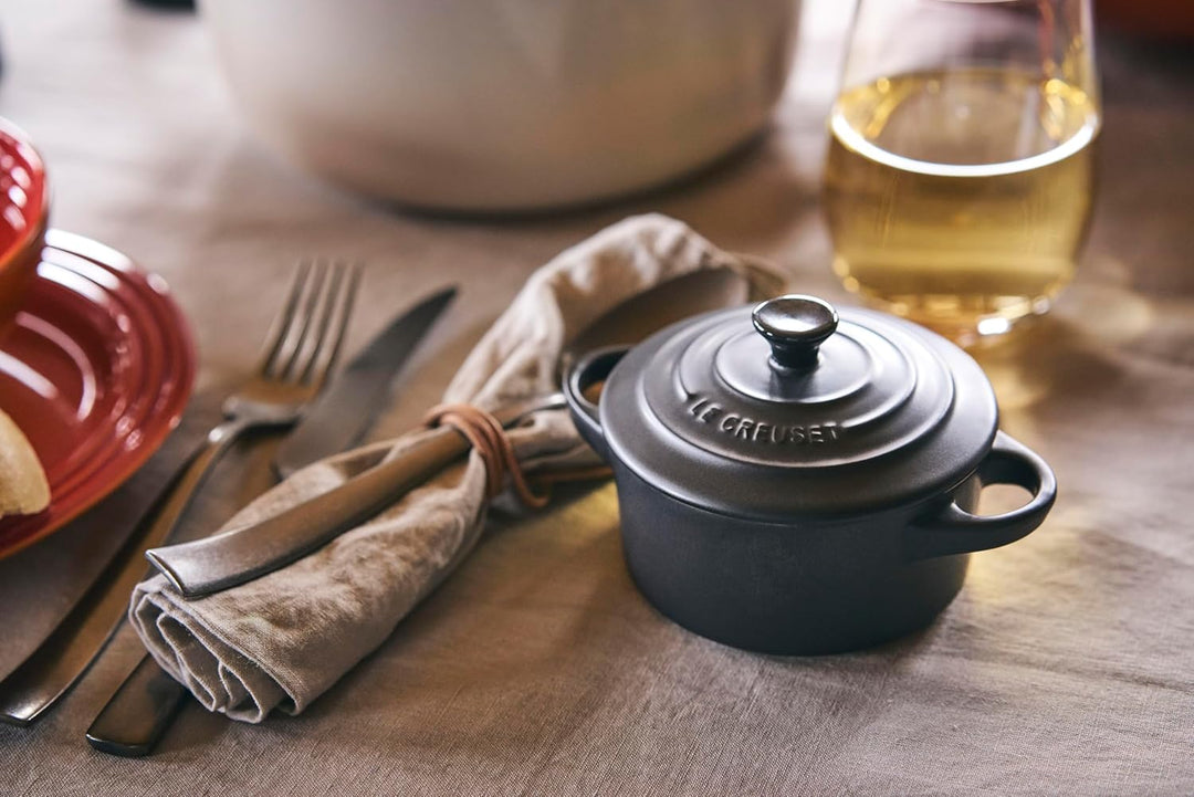 Le Creuset Mini-Cocotte aus Steinzeug, 250 ml, 10 x 5 cm, Schwarz Matt, 71901100000100, Schwarz Matt