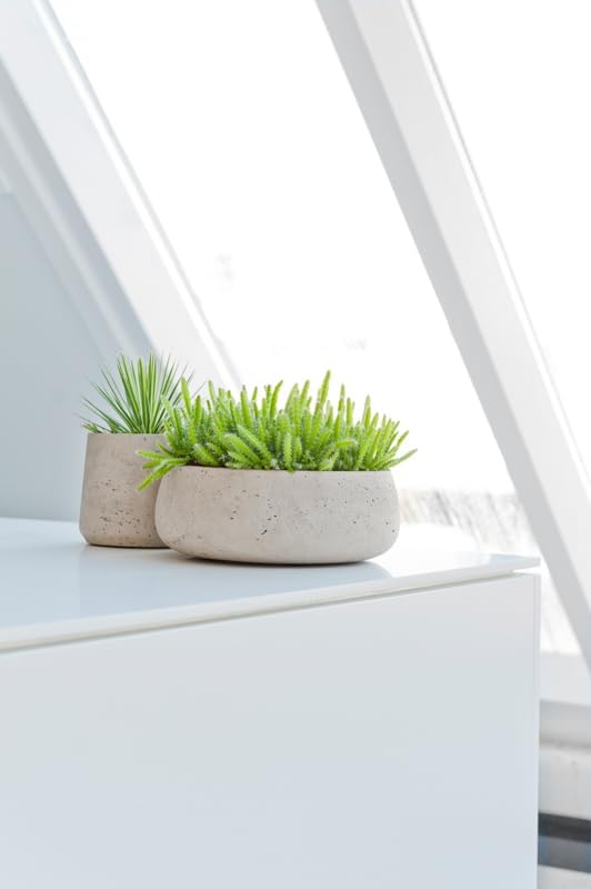 Pottery Pots Eileen M, Grey Washed