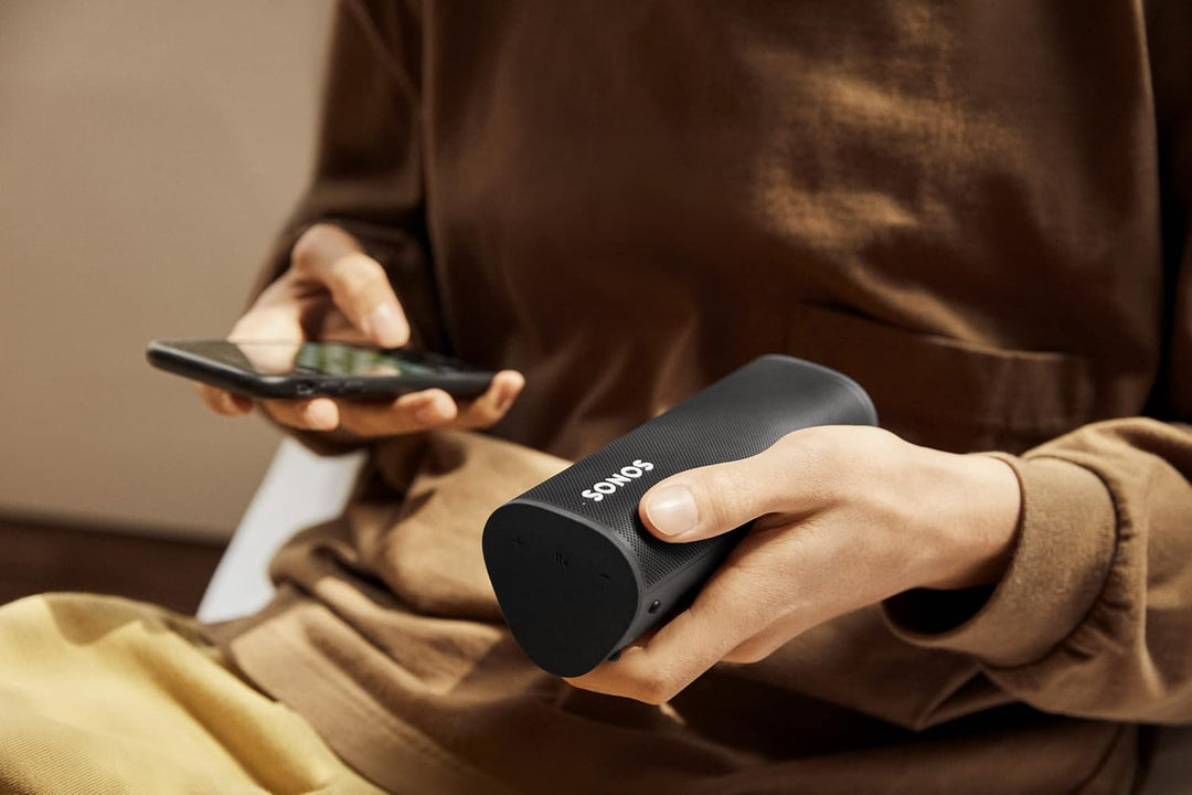 Sonos Roam SL (Weiss). Kompakte Grösse und hochwertiger Sound für zuhause und unterwegs mit diesem l