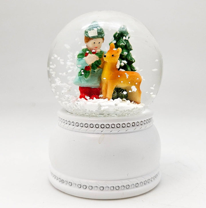 4 süsse Mini-Schneekugeln Weihnachten Winter und REH auf Sockel weiss Nostalgie | Durchmesser 45mm |