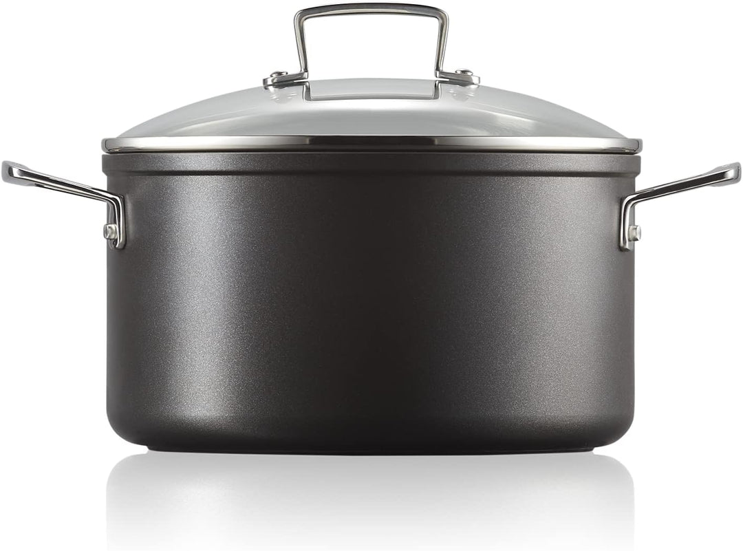 Le Creuset Aluminium-Antihaft Fleischtopf mit Glasdeckel, Ø 24 cm, Für alle Herdarten inkl. Induktio