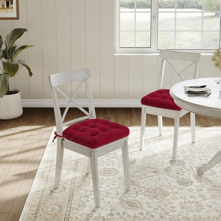 2er Set Stuhlkissen, 45x45x7 cm, Rot – Bequeme Sitzkissen aus Cordstoff und Kristallsamt mit Bindebä