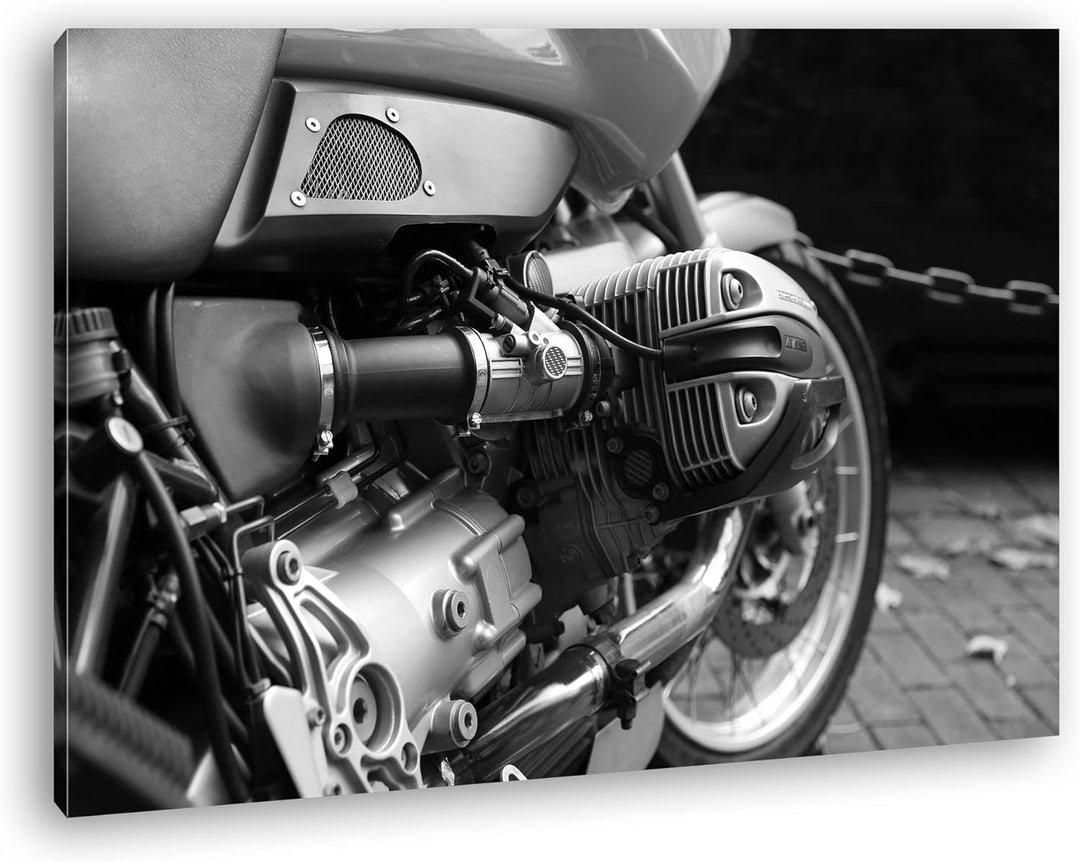 deyoli Detailaufnahme eines Motorrads Effekt: Schwarz/Weiss Format: 80x60 als Leinwandbild, Motiv fe
