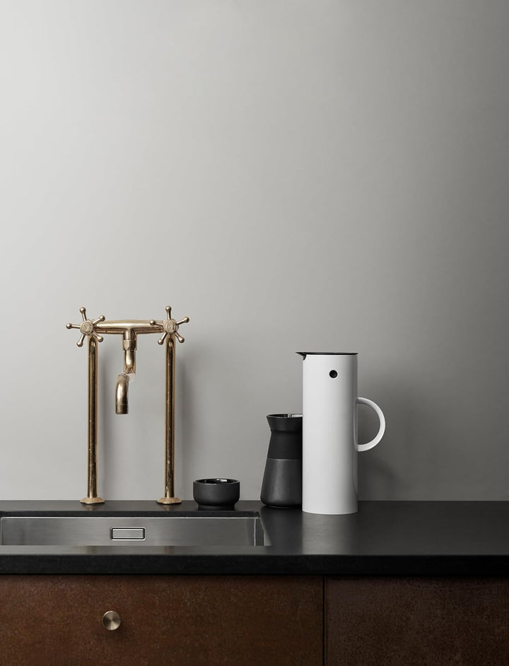 Stelton Isolierkanne EM77 - Doppelwandige Isolierkanne für heisse/kalte Getränke - Tee- & Kaffeekann