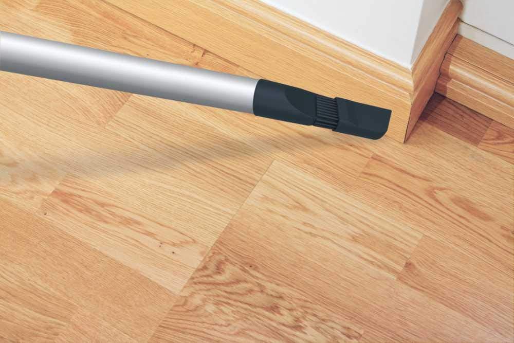 Hoover KHROSS Bodenstaubsauger, Abschleppen ohne Beutel, Schwarz und Grau, Home, 550W