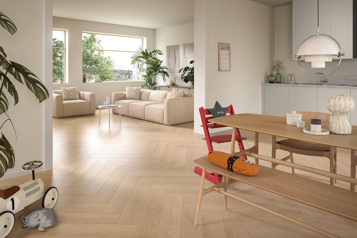 EGGER NatureSense Herringbone Laminat EL2133 Baronia Eiche sand 840x168x8mm (1,976m²) 1,976m² | Bode