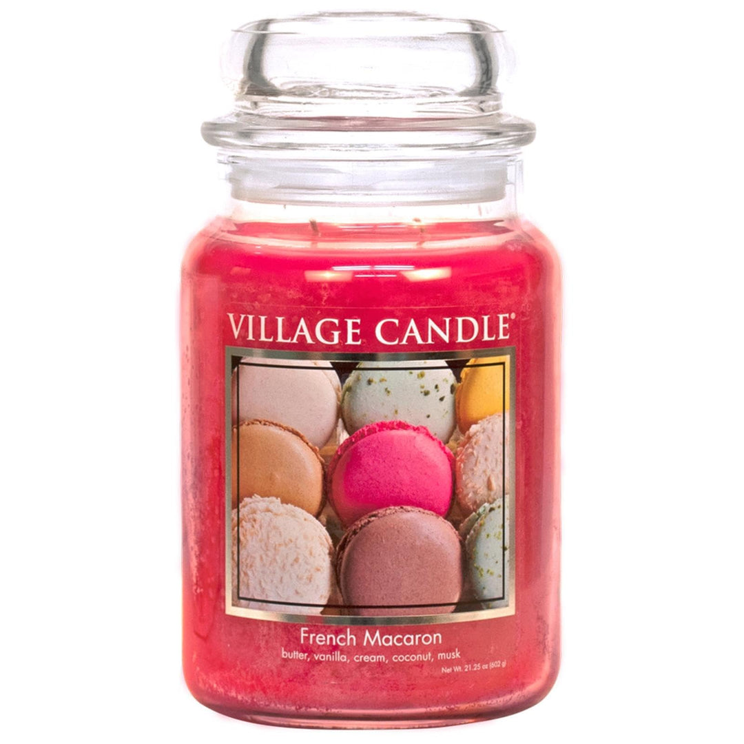 Village Candle Grosse Duftkerze im Glas, französischer Macaron-Duft, 740 ml