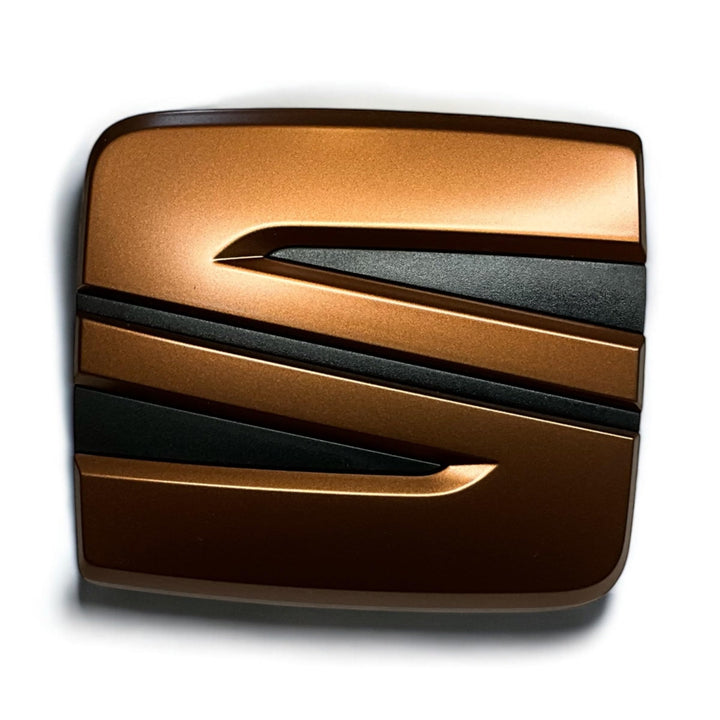 Seat 5F0853679C27A Emblem Cupra Zeichen vorn Kühlergrill Logo Tuning Emblem Kupfer