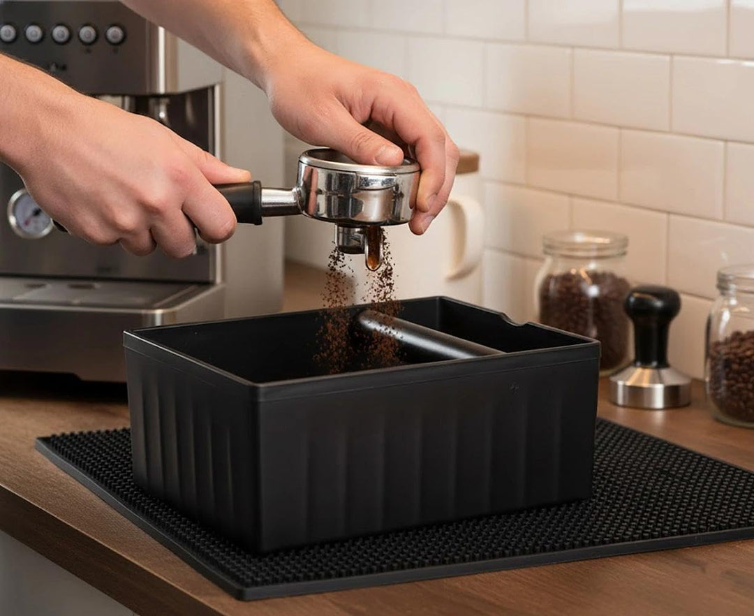 Premium Quadratische Espresso Knock Box ABS Abklopfbehälter mit stossdämpfender Klopfstange & Gummib