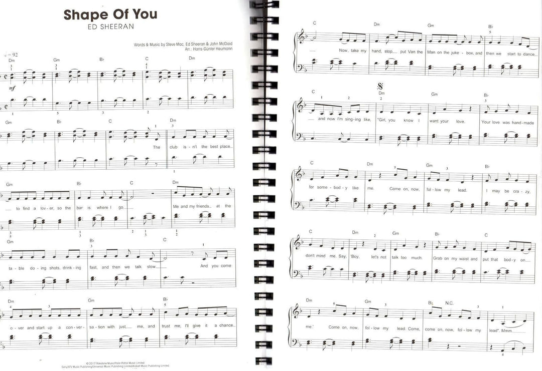 Piano gefällt mir! 50 Chart und Film Hits Band 7 - Notenbuch mit CD und mit bunter herzförmiger Note