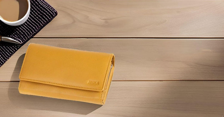 MIKA 42164 - Damengeldbörse aus Echt Leder, Portemonnaie im Querformat, Geldbeutel mit 6 Kartenfäche