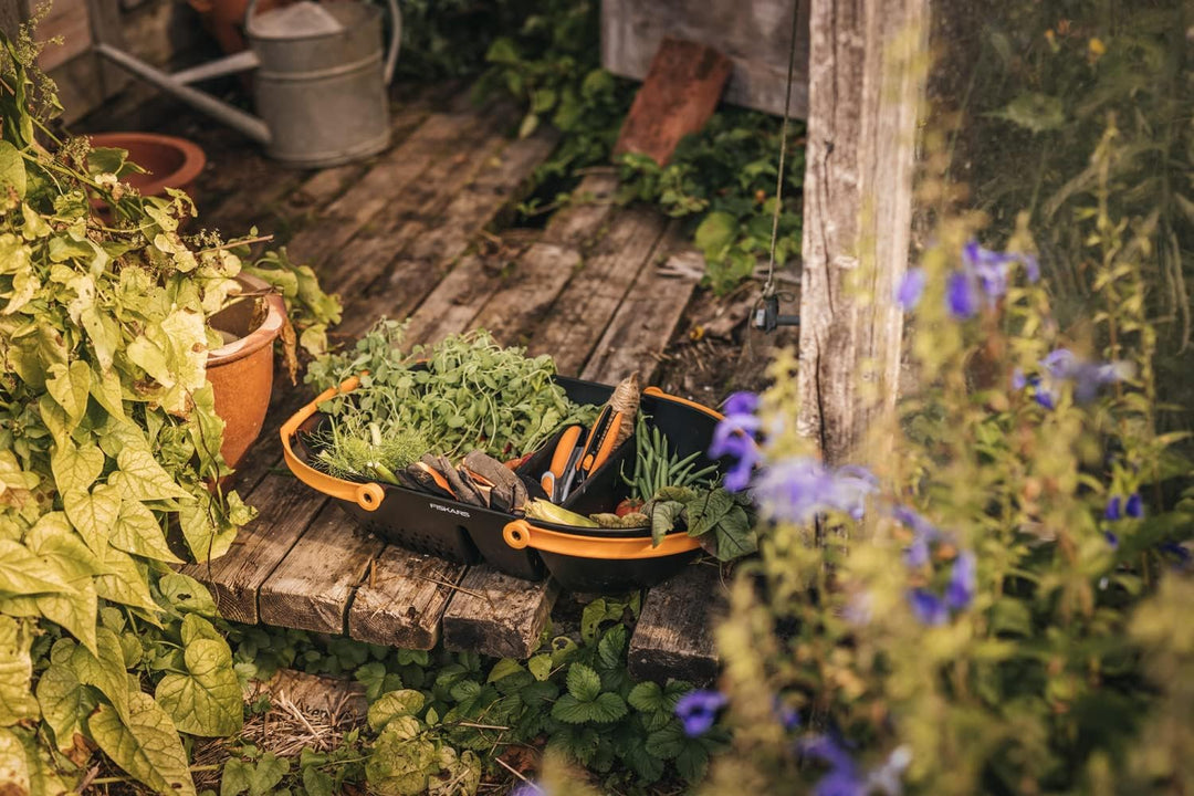 Fiskars Erntekorb, Zum Sammeln, Transportieren und Reinigen von Ernte und Erntewerkzeugen, Kunststof