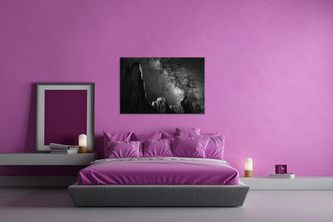 Hoch über den Bergen Effekt: Schwarz&Weiss, Format: 60x40 als Leinwandbild, Motiv fertig gerahmt auf