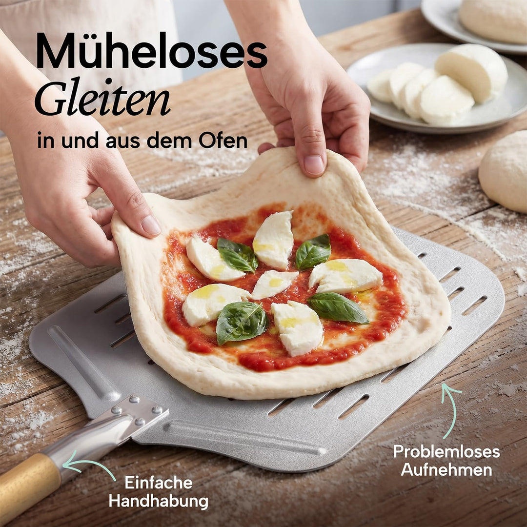 Blumtal Pizzaschieber perforiert 30,5x30,5 cm Fläche + Holzgriff 24,5 cm - Pizzaschaufel perforiert