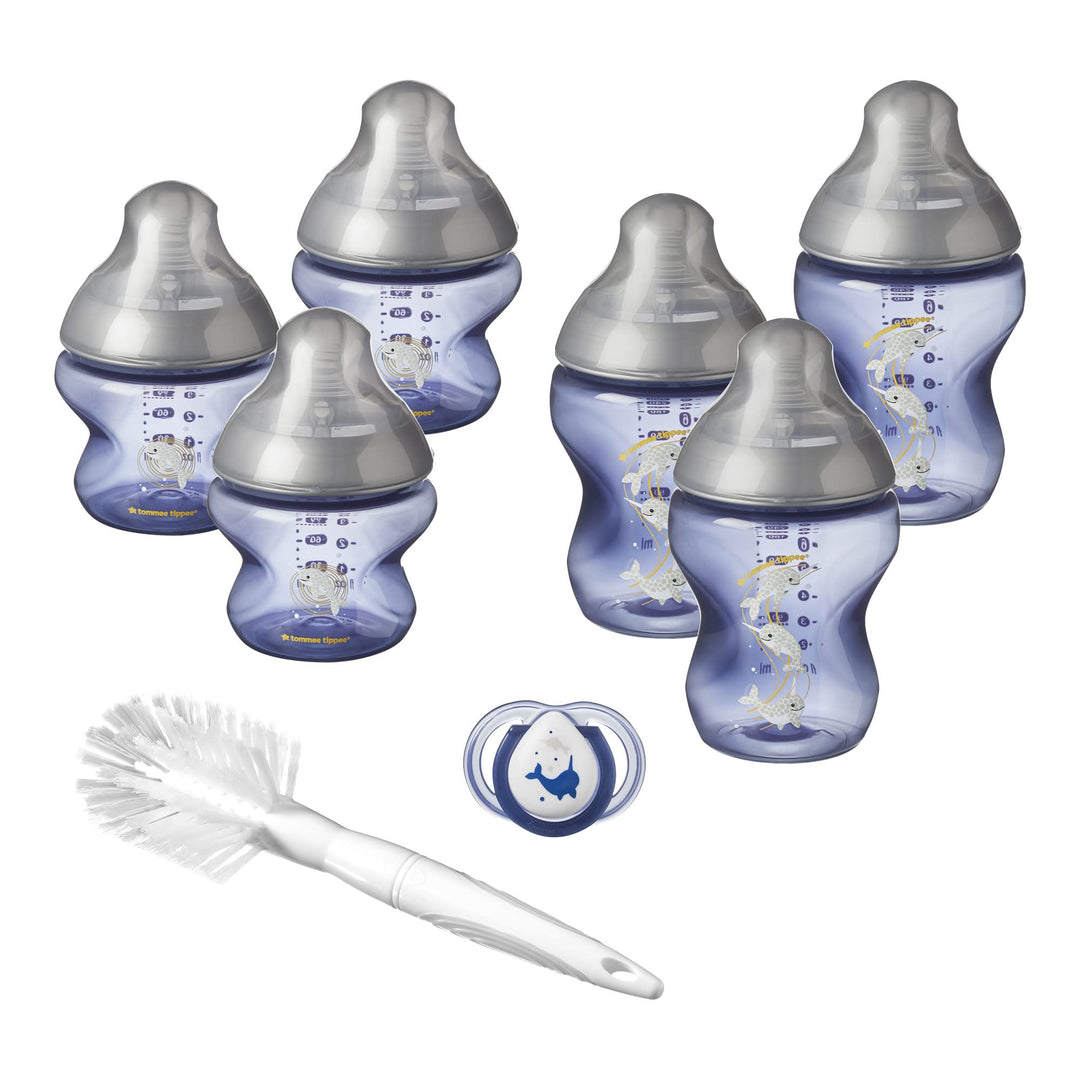 Tommee Tippee Closer to Nature Newborn Baby Bottle Starter Set, Breast-like Teats with Anti-Colic Va
