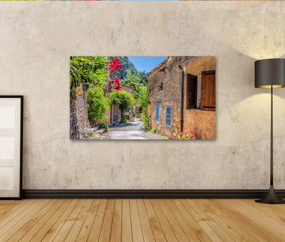 islandburner Bild Bilder auf Leinwand Dorf Moustiers Sainte Marie mit Strasse in Provence, Frankreic