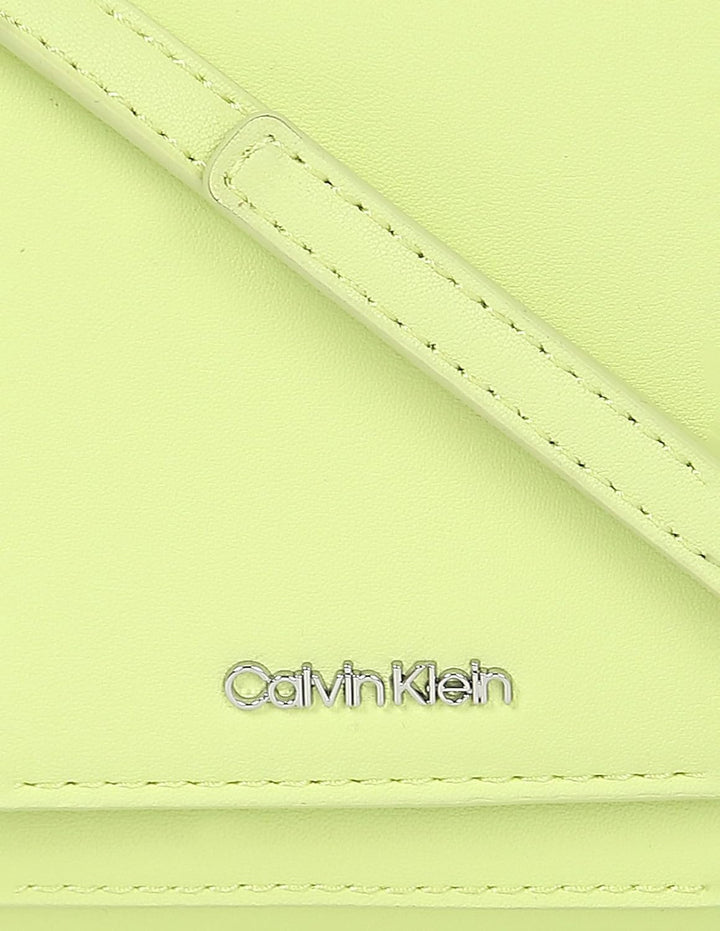 Calvin Klein CK Must Crossbody Spirit Green