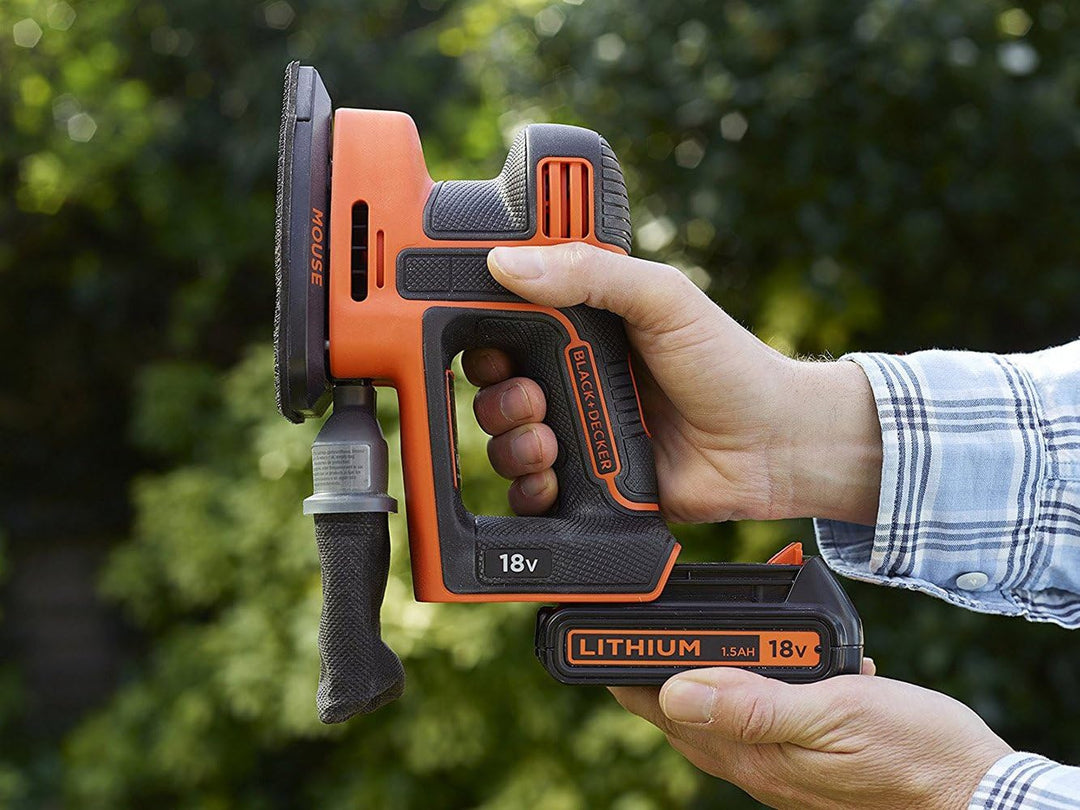 Black+Decker Akku-Dreieckschleifer Mouse ( 1.5 Ah, inklusive 400 mA Ladegerät, Fingerschleifer-Aufsa