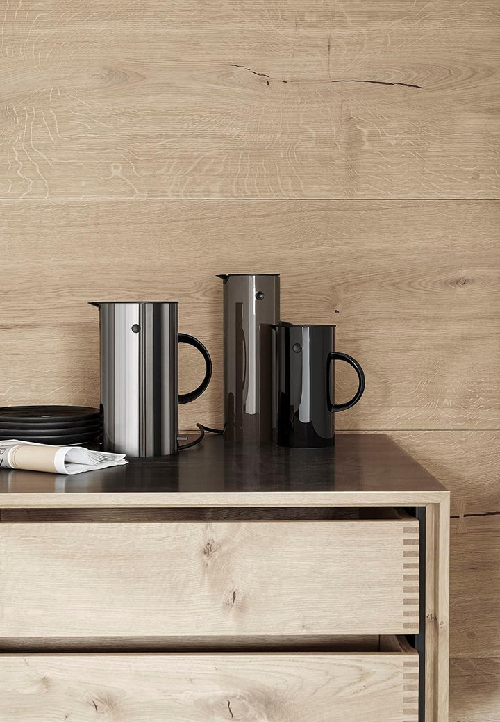 Stelton Wasserkocher EM77 - Elektrischer Kocher, Wasserkessel, Teekanne - Schnell kochend, niedriger
