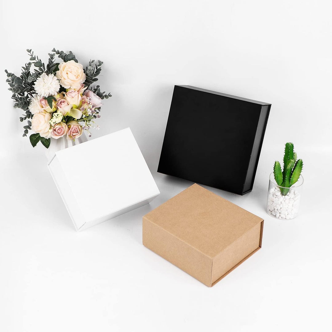 JiaWei Geschenkbox 1 Stück, 28x28x10.5 cm Geschenkkarton mit Magnetisch Deckel, Grusskarten & Gesche