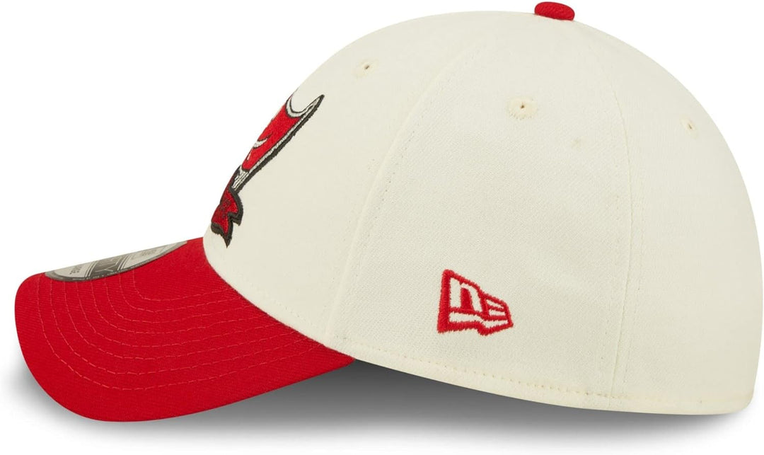 New Era NFL 2022-2023 Sideline 39Thirty Stretch Cap NFL Fankappe alle Teams in Chrome Weiss und Team