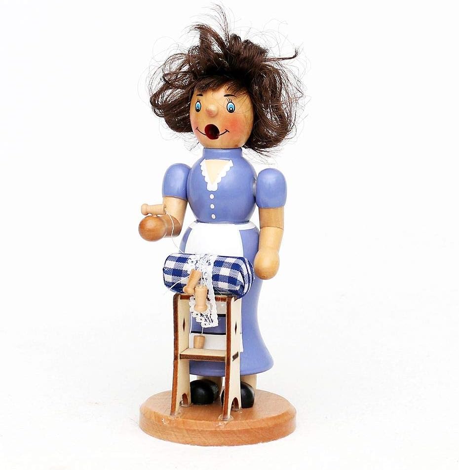 Wichtelstube-Kollektion Holz Räucherfrau Räuchermann Räuchermännchen Räucherfigur Klöpplerin, Fliede