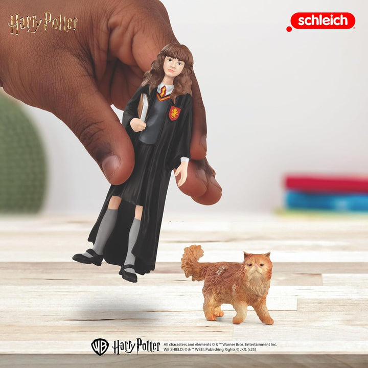 SCHLEICH 42635 Hermine Granger & Krummbein, ab 6 Jahren, Harry Potter - Spielfigur, 3 x 3 x 10 cm, S