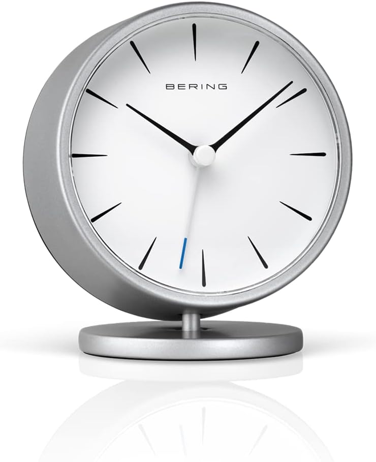 BERING Damen und Herren Alarmclock Quarz Movement - Home Decor Collection mit Kunststoff Glas 90096-