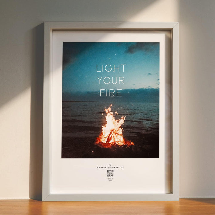 HÖRBAR RELAX | Hörbild | SUMMER EVENING CAMPFIRE | Light your fire | Im Rahmen Weisser Rahmen 32,5cm