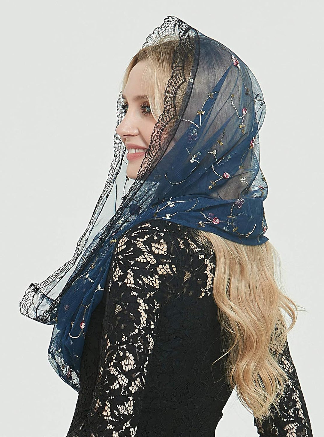 Orthodoxer Schleier Kopfbedeckung mit bestickten Blumen Katholische Kapelle Mantilla Schleier V50 Ma