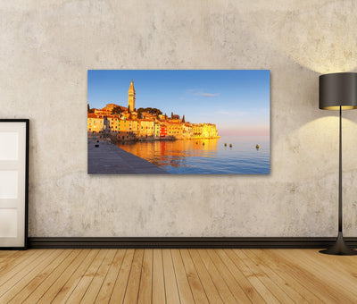 Bild auf Leinwand Schöner Sonnenuntergang Bei Rovinj In Der Adriatischen Seeküste Von Kroatien Europ