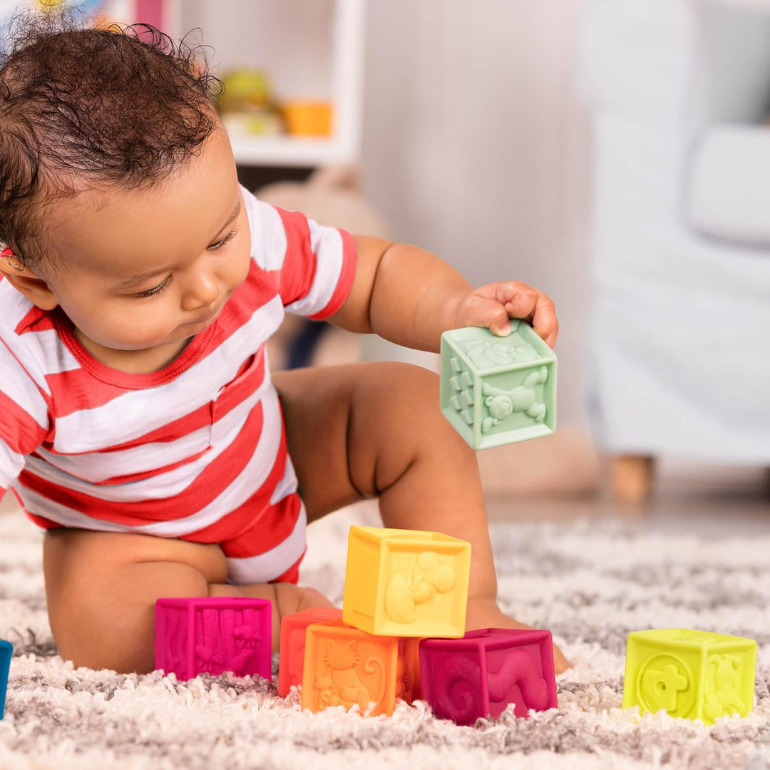 B. toys - One Two Squeeze - Baby-Blöcke - Stapel- und Bauspielzeug für Babys - 10 weiche Blöcke mit