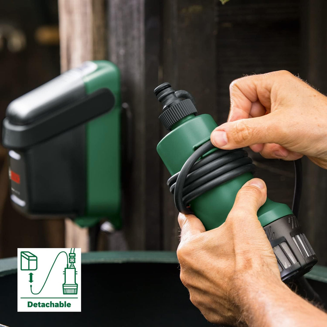 Bosch GardenPump 18V-2000 Tauchpumpe mit Akku und Ladegerät | Für offene Regenwassertanks und Tanks
