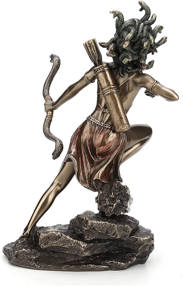 Veronese Design 21,6 cm hohe zweibeinige Jägerin Medusa Archary Haltung Bogen und Pfeil griechische