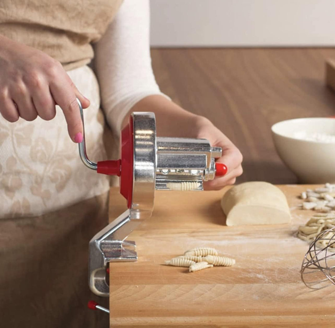 Maschine für die manuelle Herstellung von „Gnocchetti“Aus Stahl verchromt und Kunststoff zertifizier