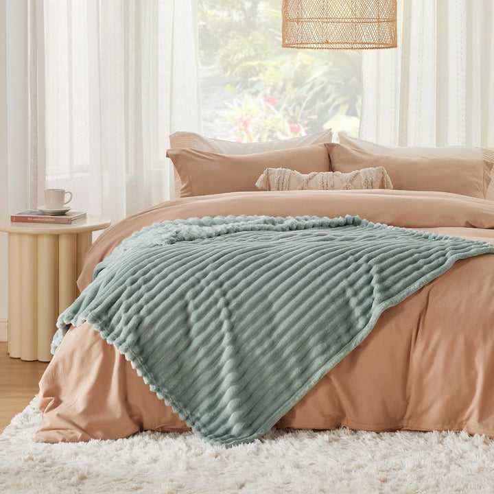 BEDSURE Kuscheldecke Flauschig - Wolldecke & Fleecedecke, Sofadecke, Weiche Warme Grobe Korddecke fü